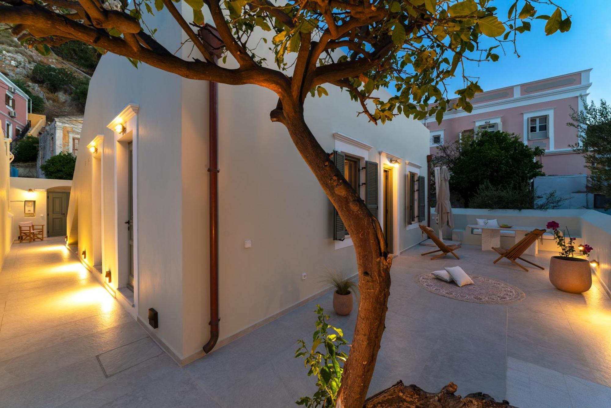 Nisomar Suites Simi Exterior foto