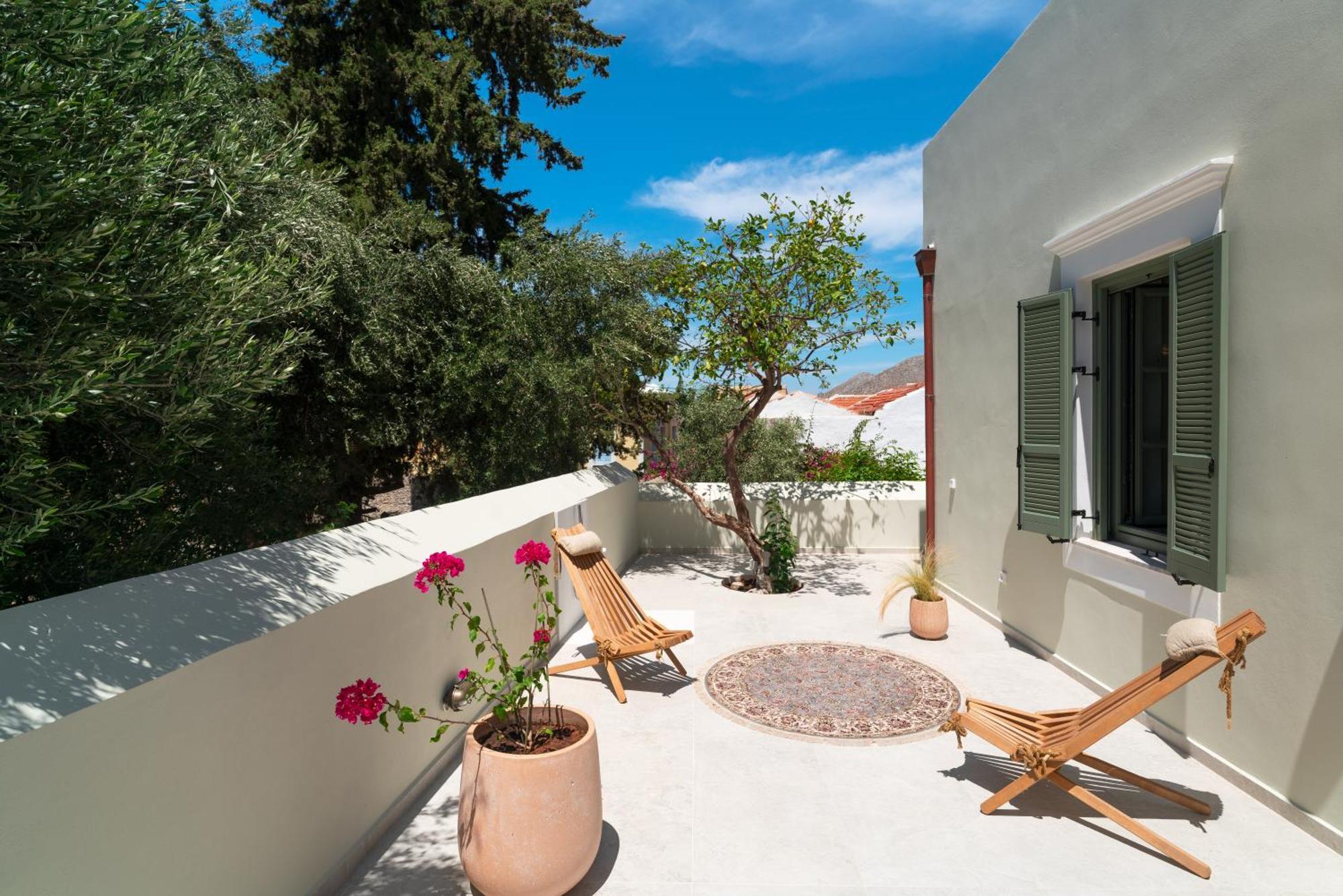 Nisomar Suites Simi Exterior foto